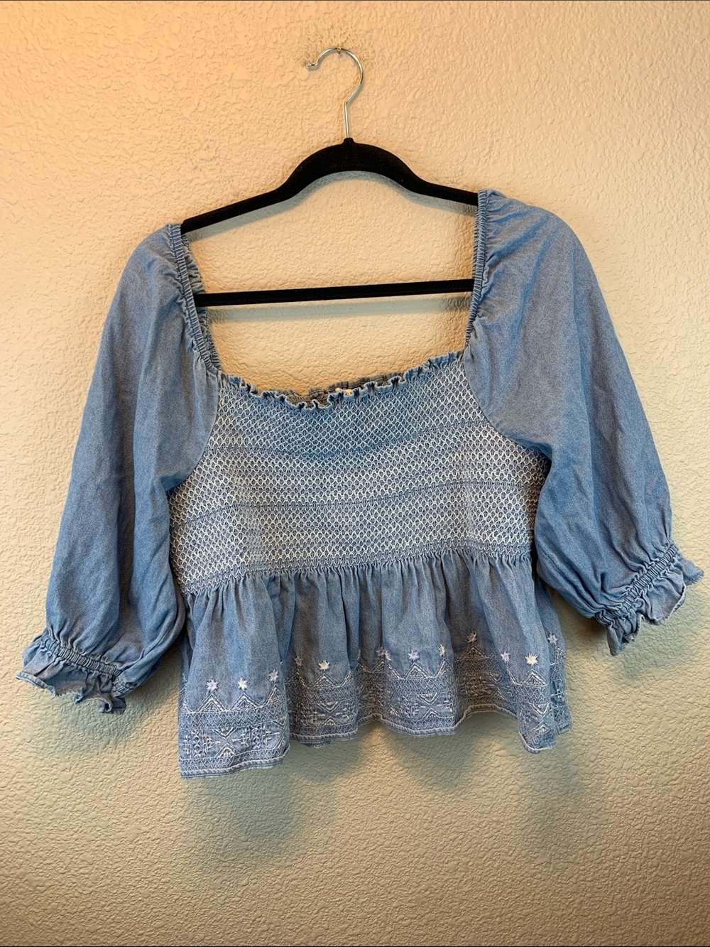American Eagle pheasant top sz L western country festival preppy embroidered